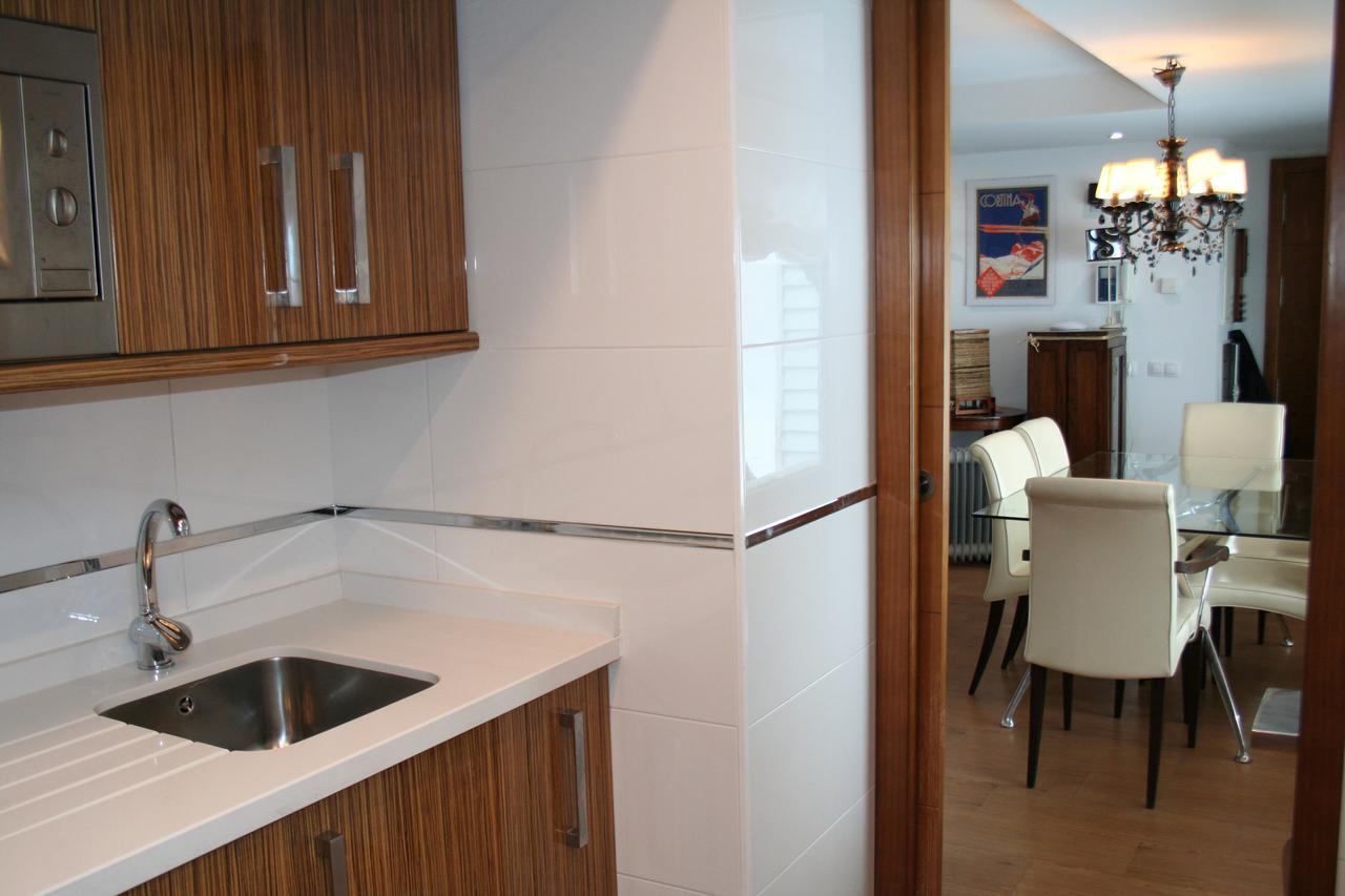 סיירה נבדה Apartamentos Monte Oiz Asn מראה חיצוני תמונה