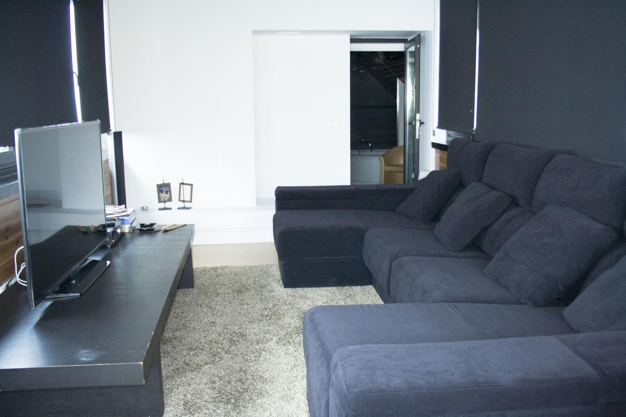 סיירה נבדה Apartamentos Monte Oiz Asn מראה חיצוני תמונה
